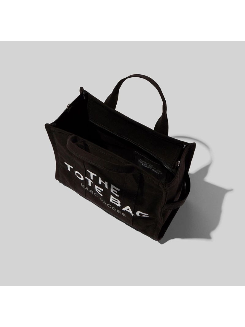 Сумка-тоут The Traveler среднего размера Marc Jacobs